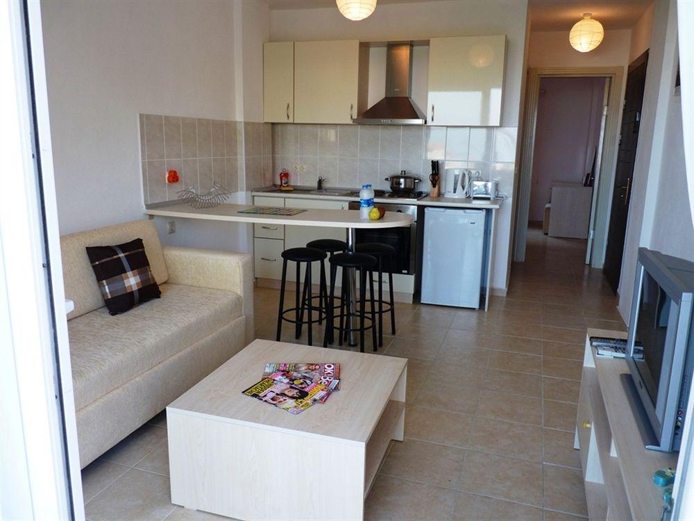 Flip Flops Meltemi Apartments Milas Exterior foto